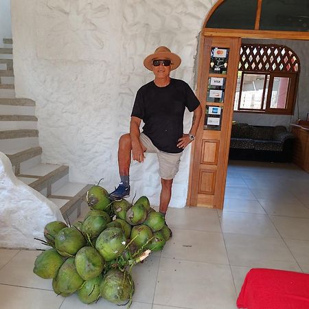 Royal Galapagos Inn Пуерто Бакерисо Морено Екстериор снимка