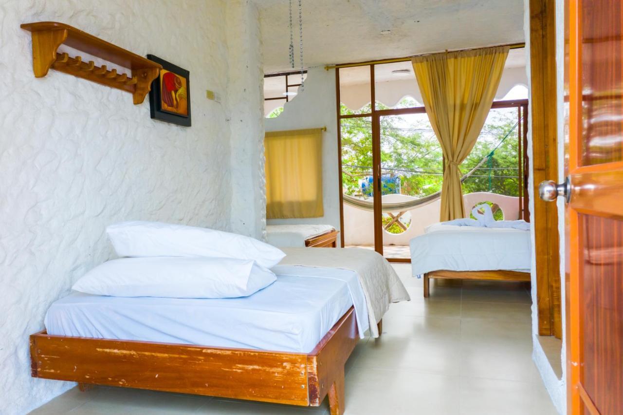 Royal Galapagos Inn Пуерто Бакерисо Морено Екстериор снимка