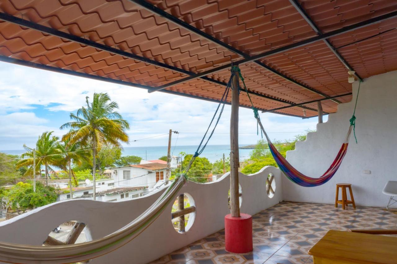 Royal Galapagos Inn Пуерто Бакерисо Морено Екстериор снимка