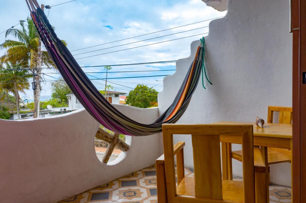 Royal Galapagos Inn Пуерто Бакерисо Морено Екстериор снимка