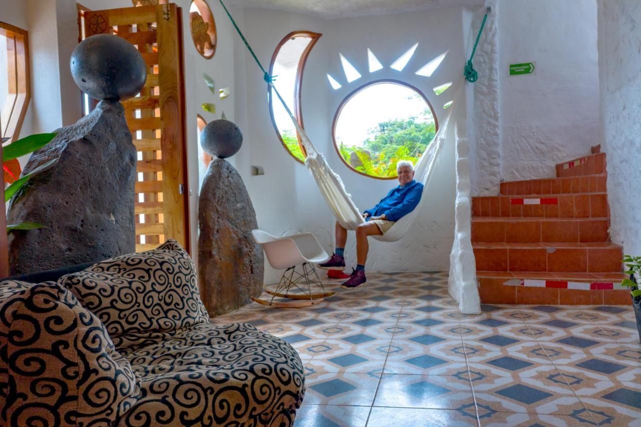 Royal Galapagos Inn Пуерто Бакерисо Морено Екстериор снимка