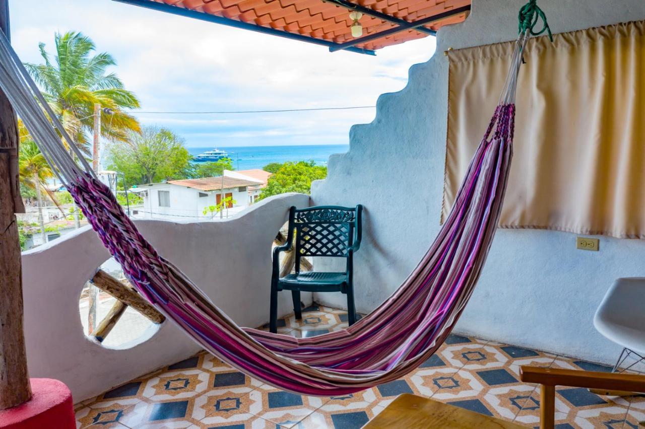 Royal Galapagos Inn Пуерто Бакерисо Морено Екстериор снимка