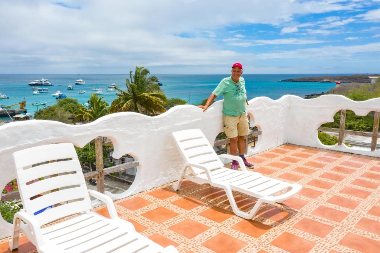 Royal Galapagos Inn Пуерто Бакерисо Морено Екстериор снимка